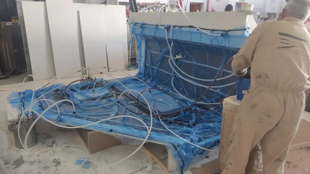 Fabricación en fibra de carbono por infusión al vacío